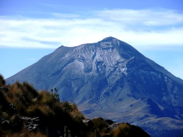 Popocatepetl, 活跃的墨西哥火山 — 图库照片