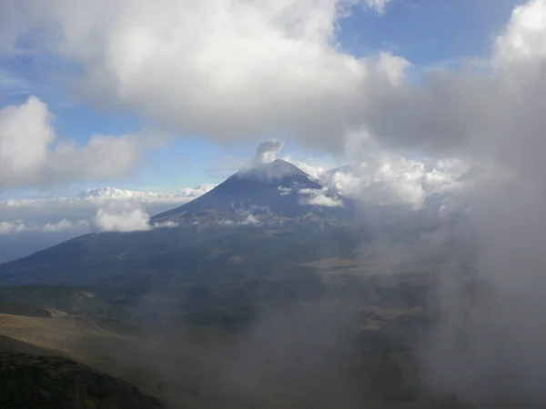 Popocatepetl, aktivní Mexická sopka — Stock fotografie