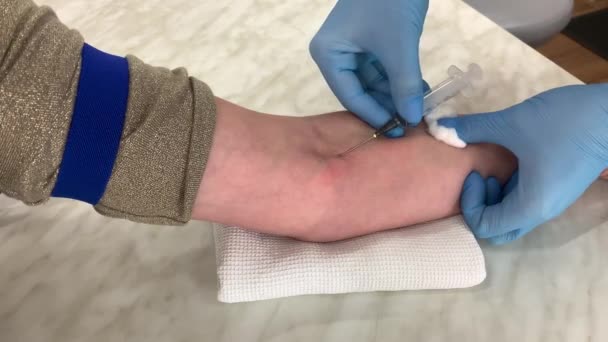 Nurse Takes Blood Patient Vein Tests Close — 图库视频影像