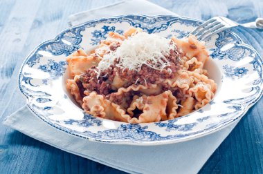 Mafalda tipi ragu bolognese makarna