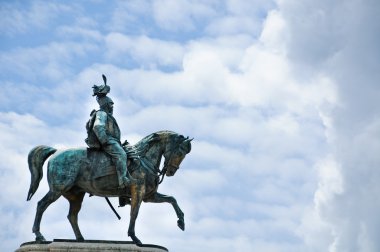 İtalya Kralı Vittorio Emanuele heykeli
