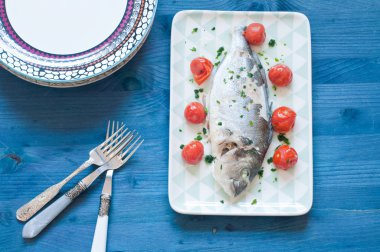 Deli su, Güney Ita tipik tarifi pişmiş balık çipura