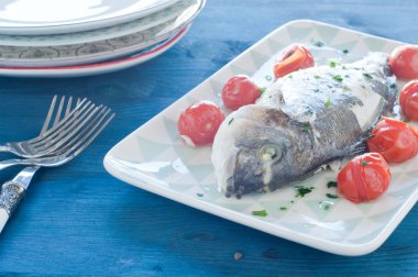 Deli su, Güney Ita tipik tarifi pişmiş balık çipura