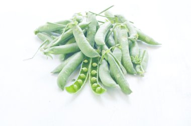 Taze yeşil bezelye, bakla, İtalya