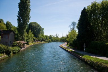 castelletto di cuggiono, milan, t yakınlarındaki küçük bir kasabada üzerinden görüntülemek