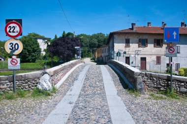 castelletto di cuggiono, milan, t yakınlarındaki küçük bir kasabada üzerinden görüntülemek