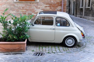  Güzel eski fiat 500