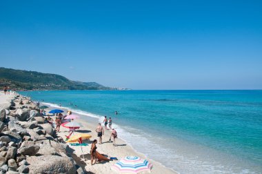 güzel bir plaj zambrone Calabria küçük bir kasabada