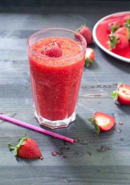 Çilekli Smoothie