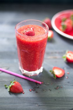 Çilekli Smoothie