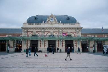Panoramik Nice, Fransız Rivierası tren istasyonu