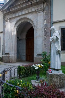Heykel ile Manastırı Serra San Bruno için giriş