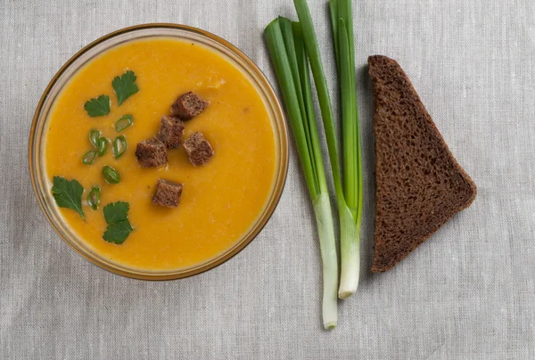 Balkabağı çorbası.