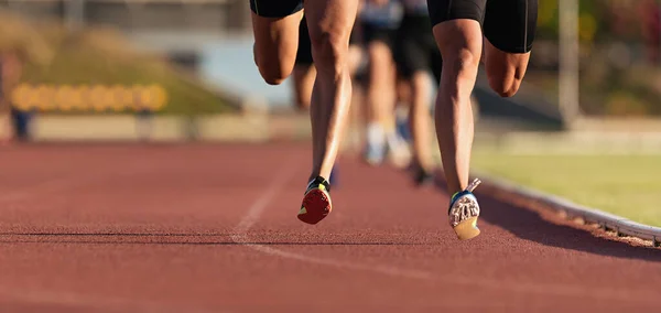 Atletismo Pessoas Correndo Campo Pista — Fotografia de Stock