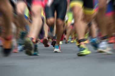 Maraton koşucular yarışta, soyut