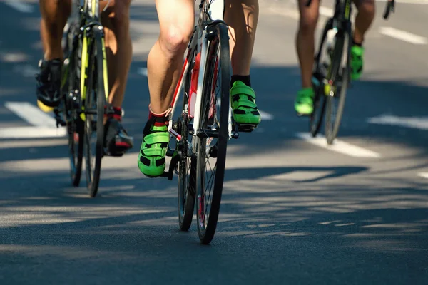 Radrennen ein Rennen mit hohem Tempo — Stockfoto