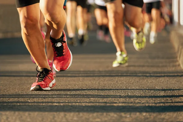 Maraton fut az este fényében — Stock Fotó