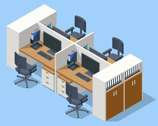 Mesa de computador maciça isométrica com quatro desktops e cadeiras, interior do escritório. Interior de escritório acolhedor moderno loft. — Vetor de Stock