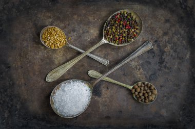 Baharat çeşitleri - closeup