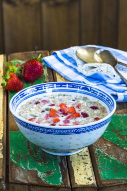 Süt, kabak ve taze meyve püresi