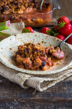 Rhubarb ve Çilek ezmesi