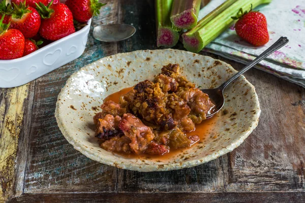 Rhubarb ve Çilek ezmesi