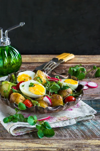 Salată de cartofi și ouă — Fotografie, imagine de stoc