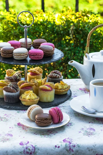 Té de la tarde en el jardín — Foto de Stock