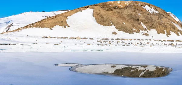 Zimní Krajina Zasněženými Štíty Zamrzlým Jezerem Hoře Kleine Scheidegg Švýcarských — Stock fotografie