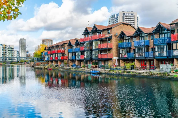 London Wielka Brytania Listopad 2020 Rozwój Budownictwa Mieszkaniowego Dorzeczu Blackwall — Zdjęcie stockowe