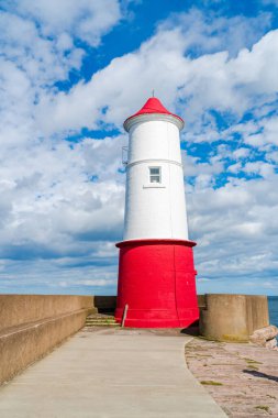 Berwick Deniz Feneri, Berwick-upon-Tweed, Northumberland İngiltere 'deki Tweed Nehri' nin ağzında.