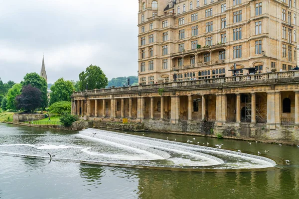 Bath Juni 2021 Uitzicht Stuw Rivier Avon Bath Grootste Stad — Stockfoto