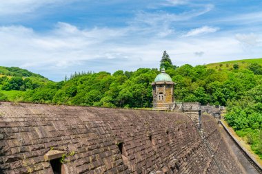 Elan Vadisi, Powys, Galler 'deki Pen-y-garreg Barajı.
