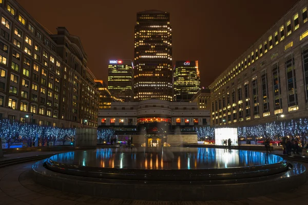 Cabot Square en Docklands, Londres, Reino Unido — Foto de Stock