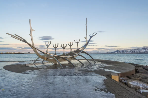 Rzeźba Solfar (Sun Voyager) w Reykjaviku, Islandia — Zdjęcie stockowe