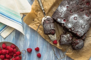 ev yapımı çikolatalı browni kek