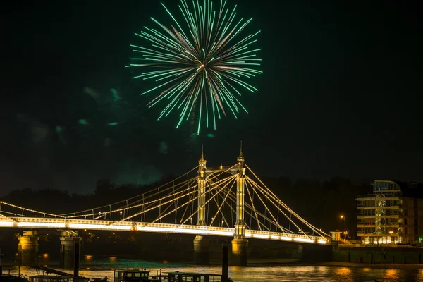Fogos de artifício em Londres — Fotografia de Stock