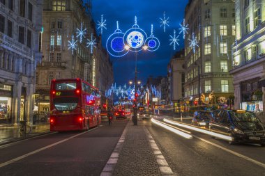 Noel ışıkları iplikçikteki Lodnon