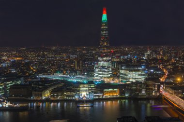 Londra cityscape gece görünümü