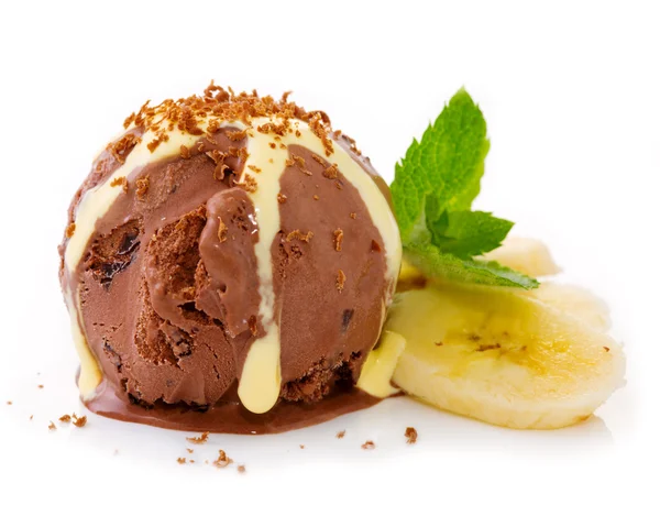 Chocolate Ice cream and walnuts. — Stock Photo, Image