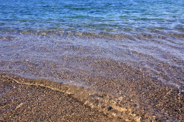 海浪和海滩. — 图库照片