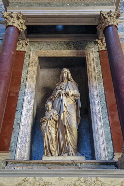 Rome Italië Augustus 2019 Standbeeld Van Madonna Kind Het Pantheon — Stockfoto