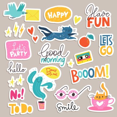 Moda el yapımı etiketleri ve motive edici alıntıları olan vektör etiketleri. Romantik karikatürler ve modaya uygun harfler. Düz biçim çizimleri, etiketler, yazdırma ve düzenleme için nesneler.