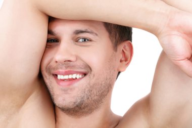 Neşeli bared olumlu duygular ifade ediyor