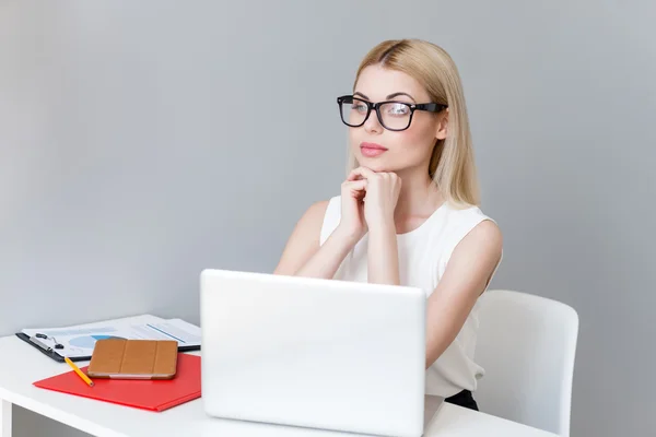 Smart businesswoman is working in office — Stock Photo, Image