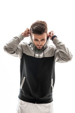 Yetenekli erkek atlet antrenmana hazır