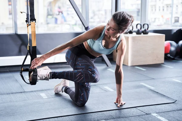 Allenamento femminile per lo stile di vita di salute — Foto Stock