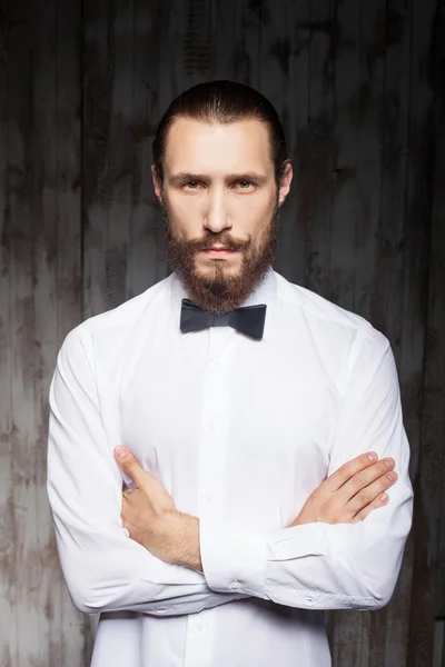 Bello giovani hipster ragazzo con Grande barba — Foto Stock