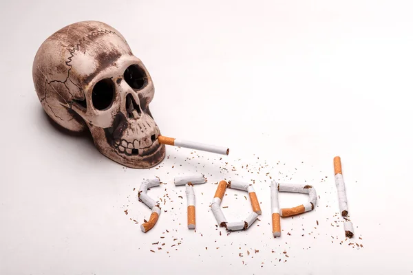 A nicotina má está a matar-te a cada minuto. — Fotografia de Stock