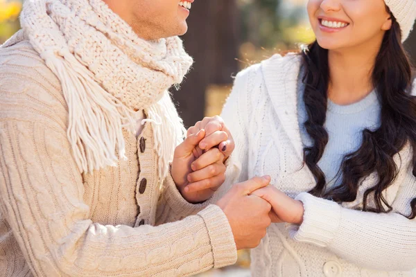 Pretty girlfriend and boyfriend are enjoying life together — Stock Photo, Image